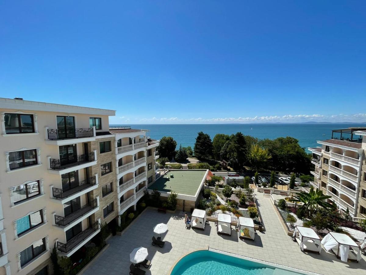 Luxury Penthouse Apartments At Valencia Gardens Burgas Luaran gambar