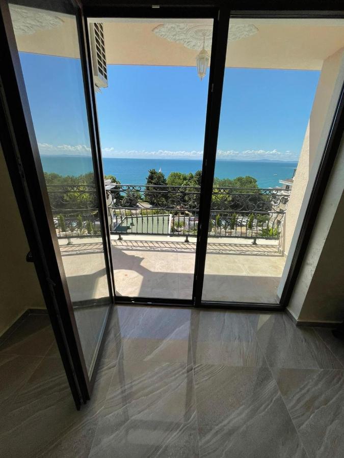 Luxury Penthouse Apartments At Valencia Gardens Burgas Luaran gambar