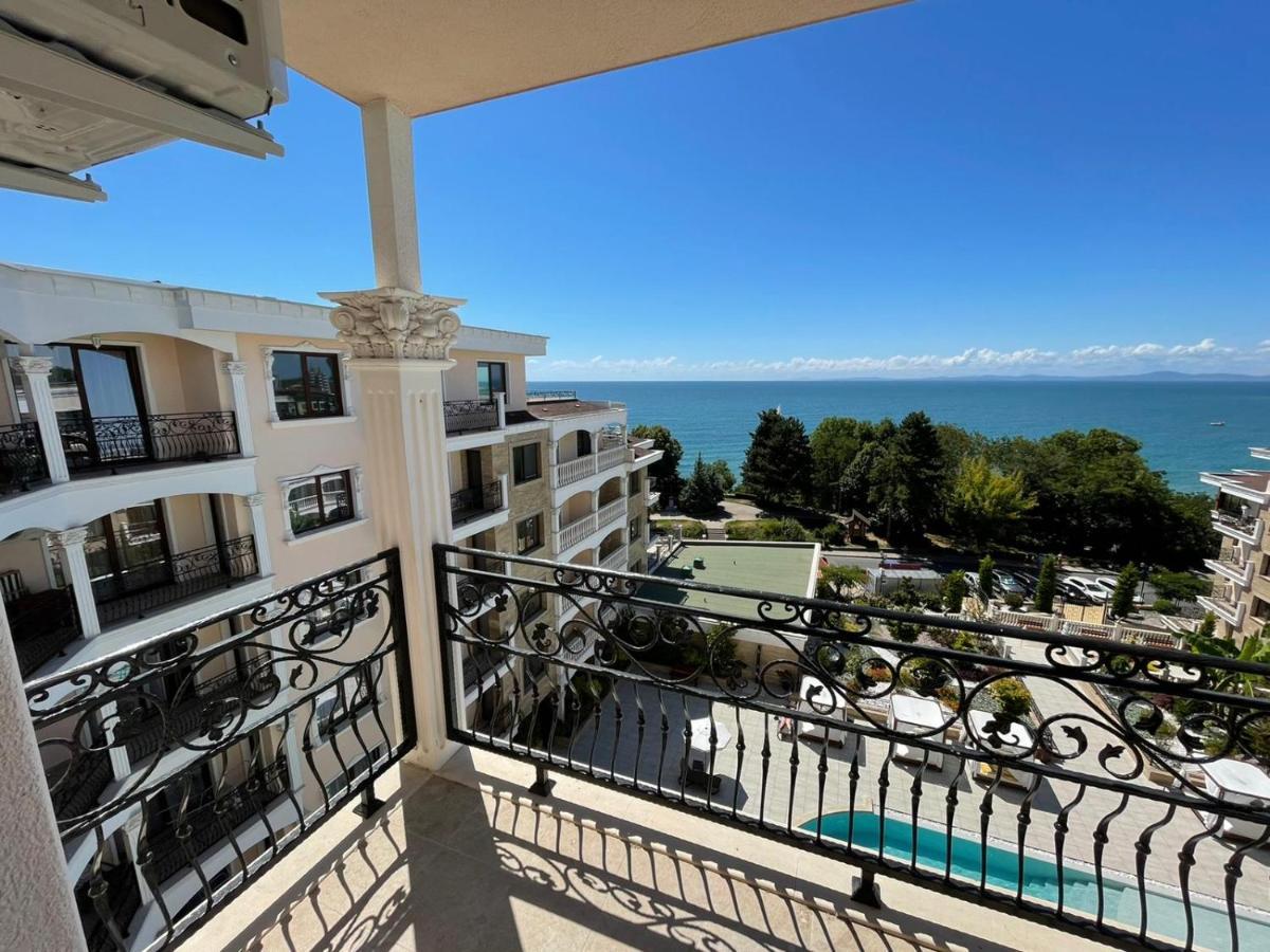 Luxury Penthouse Apartments At Valencia Gardens Burgas Luaran gambar