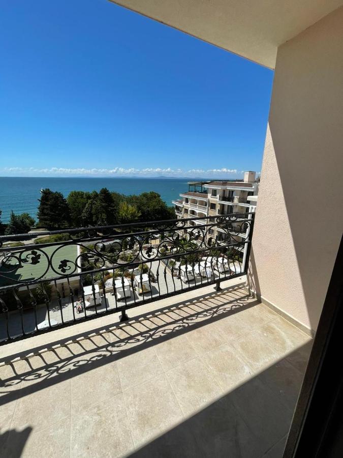 Luxury Penthouse Apartments At Valencia Gardens Burgas Luaran gambar