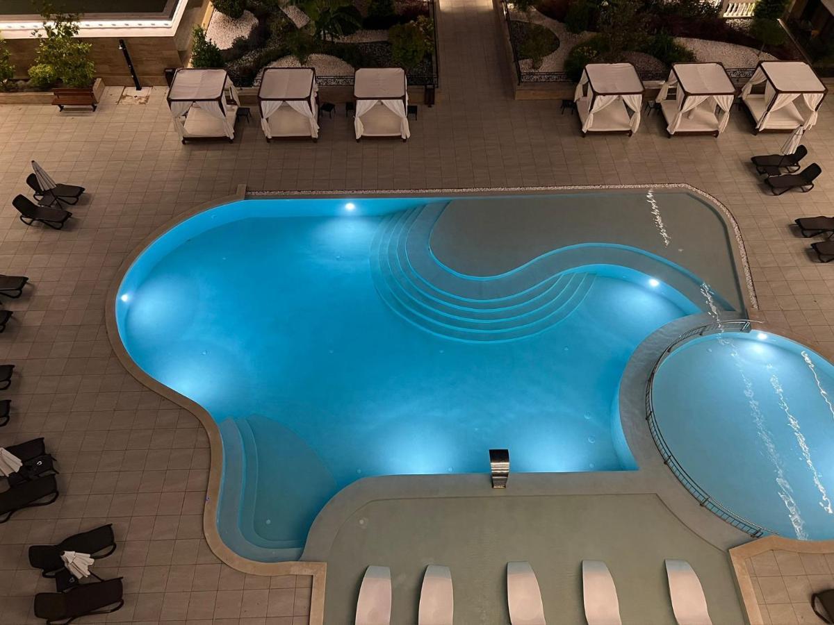 Luxury Penthouse Apartments At Valencia Gardens Burgas Luaran gambar